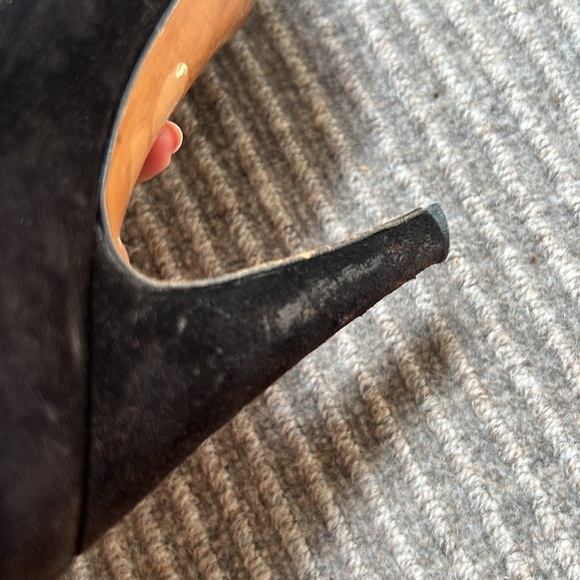 Vintage Chanel Pumps - Picture 9 of 11